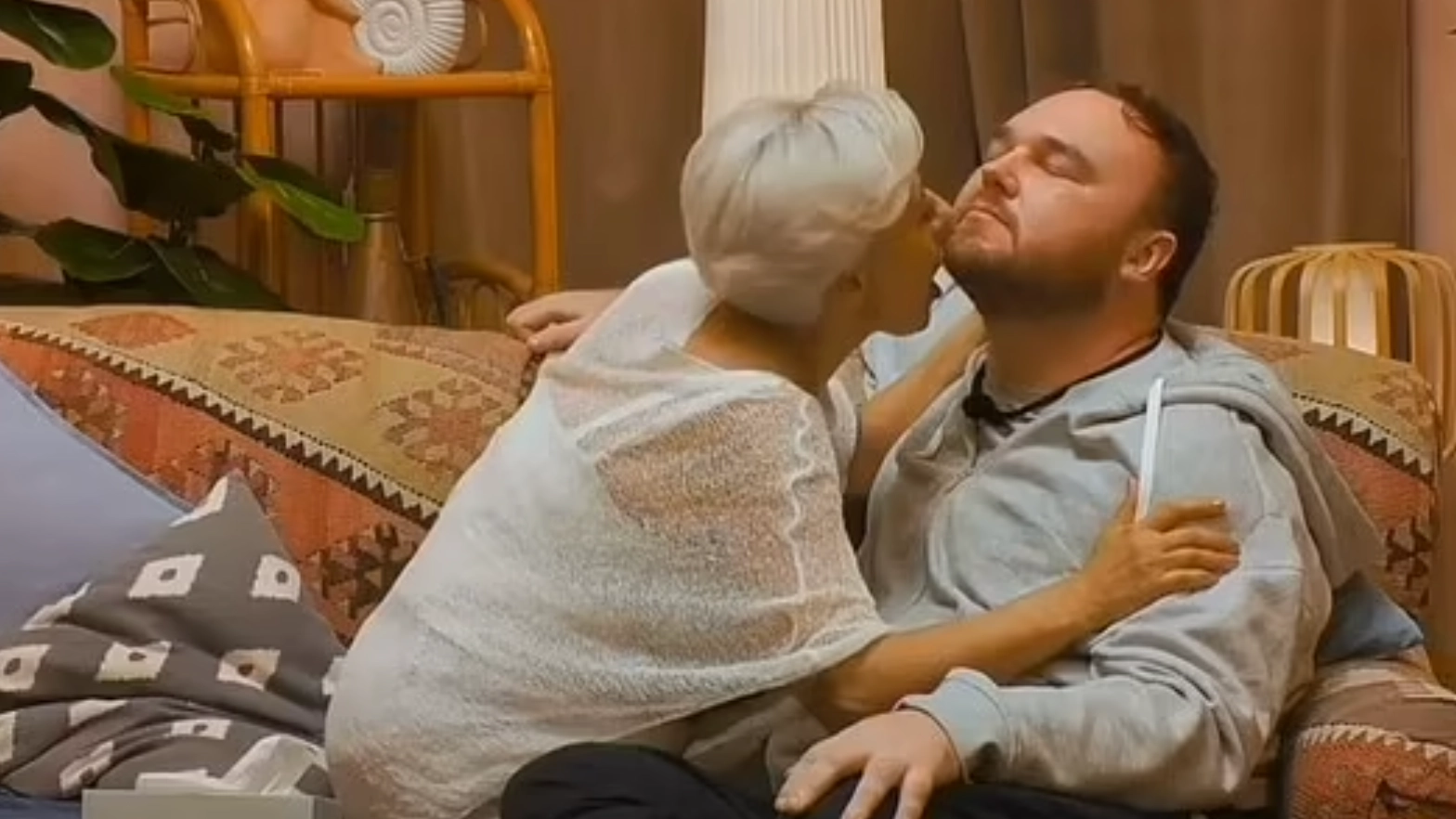 Sexological Bodyworkers and Surrogate Partners explained as wild new show sees virgins on 'hands-on' course