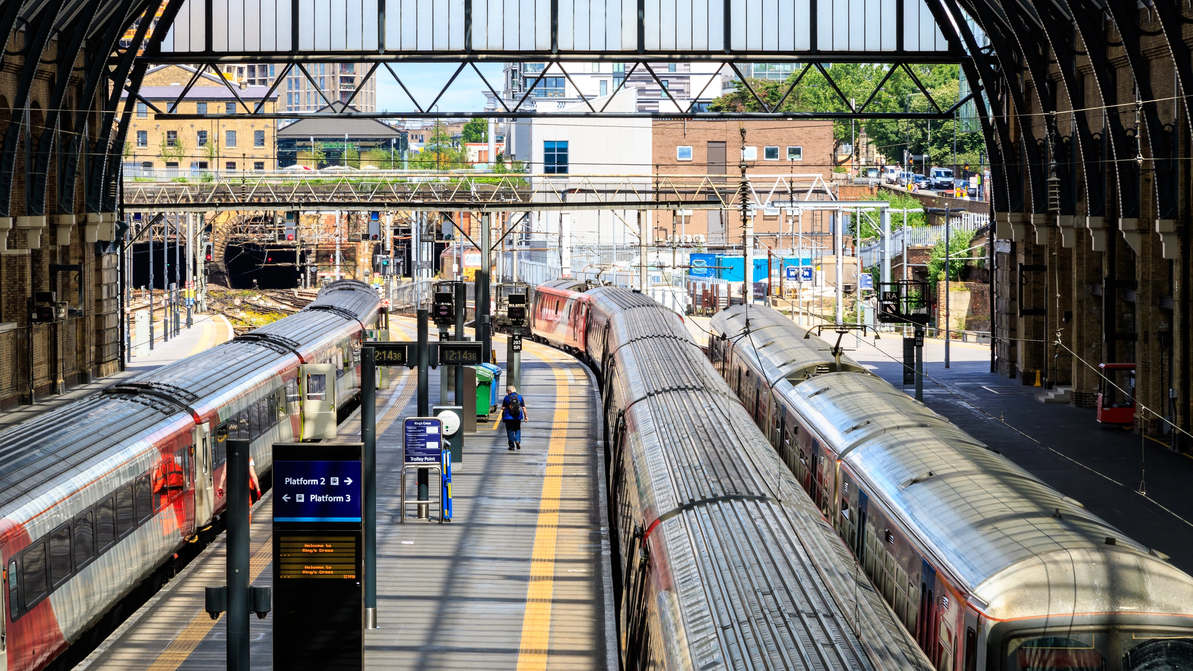 Train passengers can get money back after just 15 minutes’ delay—but there’s a deadline