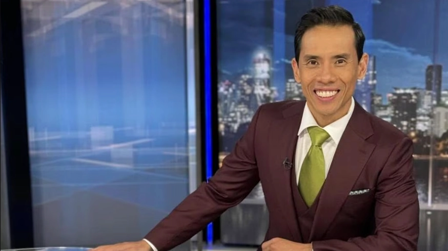 Viewers 'stroke' concern after ABC news anchor's face drops live on air