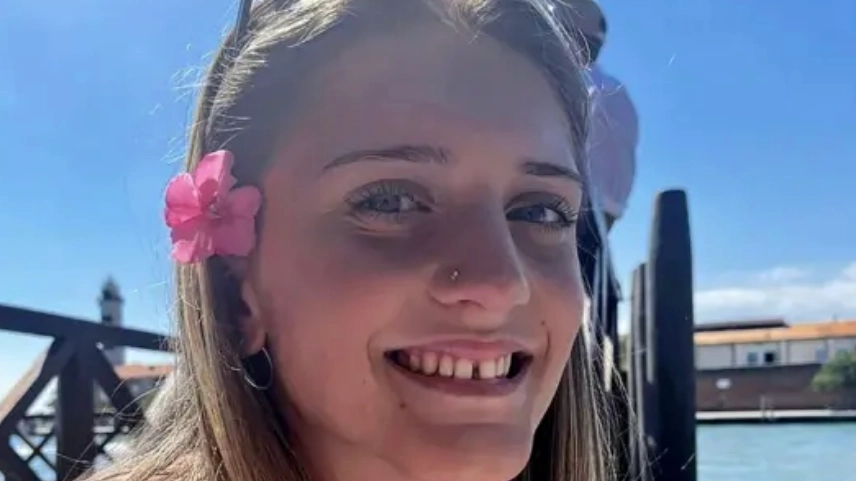‘Devastated’ family speak out after daughter, 18, dies in Meningitis outbreak