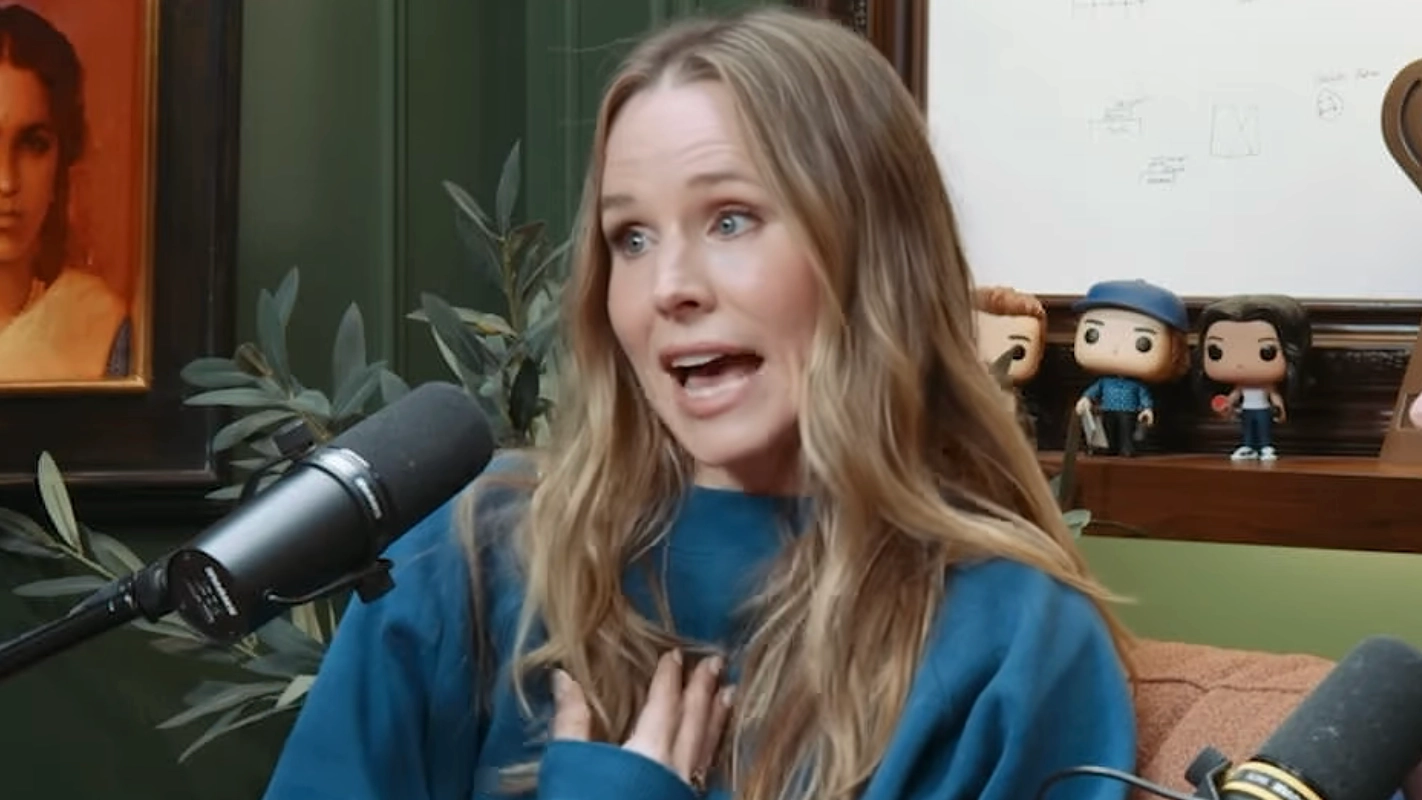 Kristen Bell reveals odd way Dax Shephard 'flirts with her' by complimenting other women in front of her