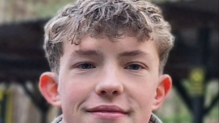 Teen killed when friend mistook an air rifle's safety catch for the trigger at house party, inquest hears