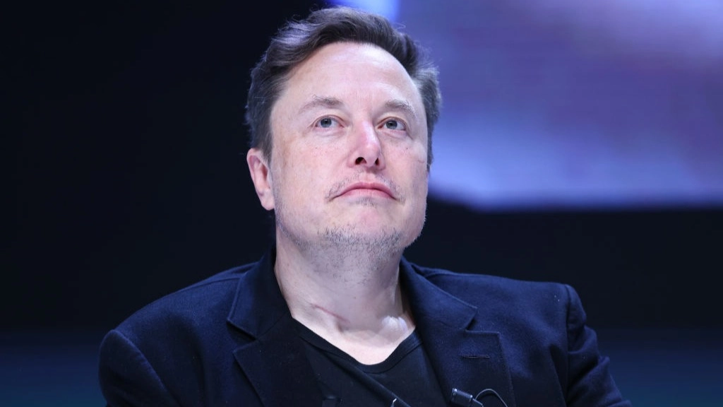 Elon Musk issues worrying prediction about 'living forever' as he says reverse ageing 'is highly likely'