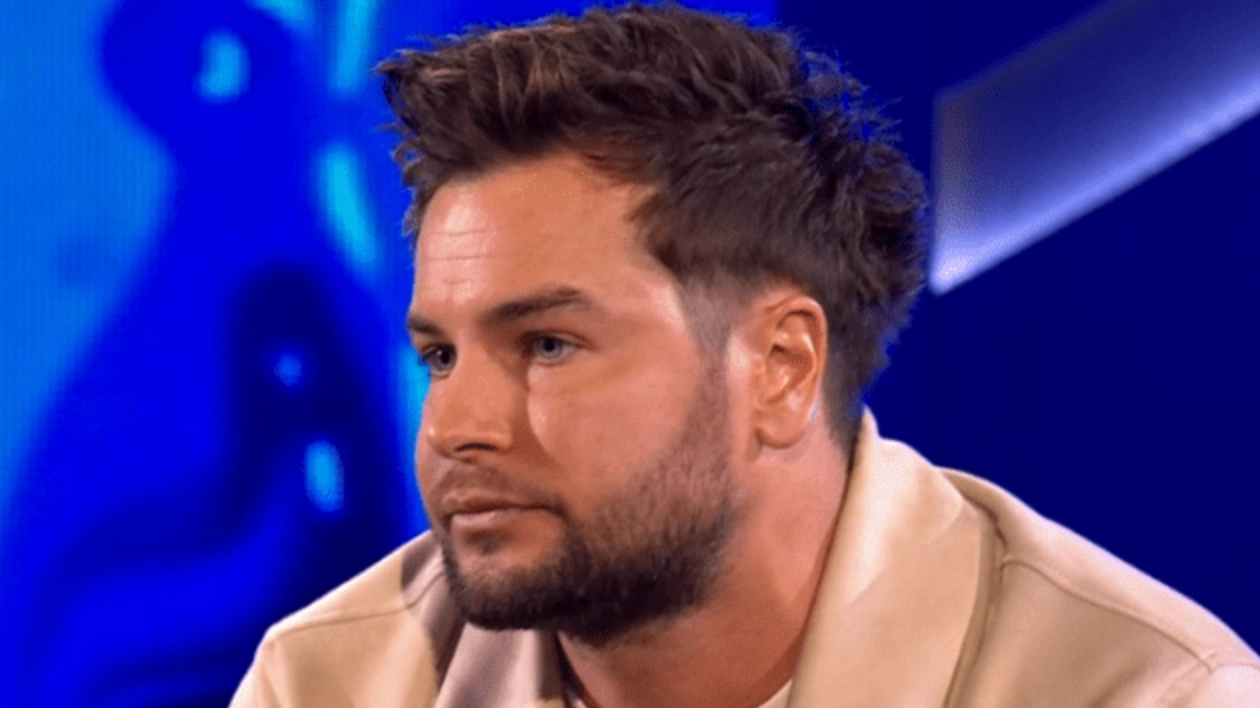Chris Hughes fights back tears as he admits 'love' for JoJo Siwa and compares her to ex-girlfriend