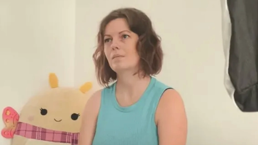 Woman can’t work due to size of boobs that NHS refuses to operate on