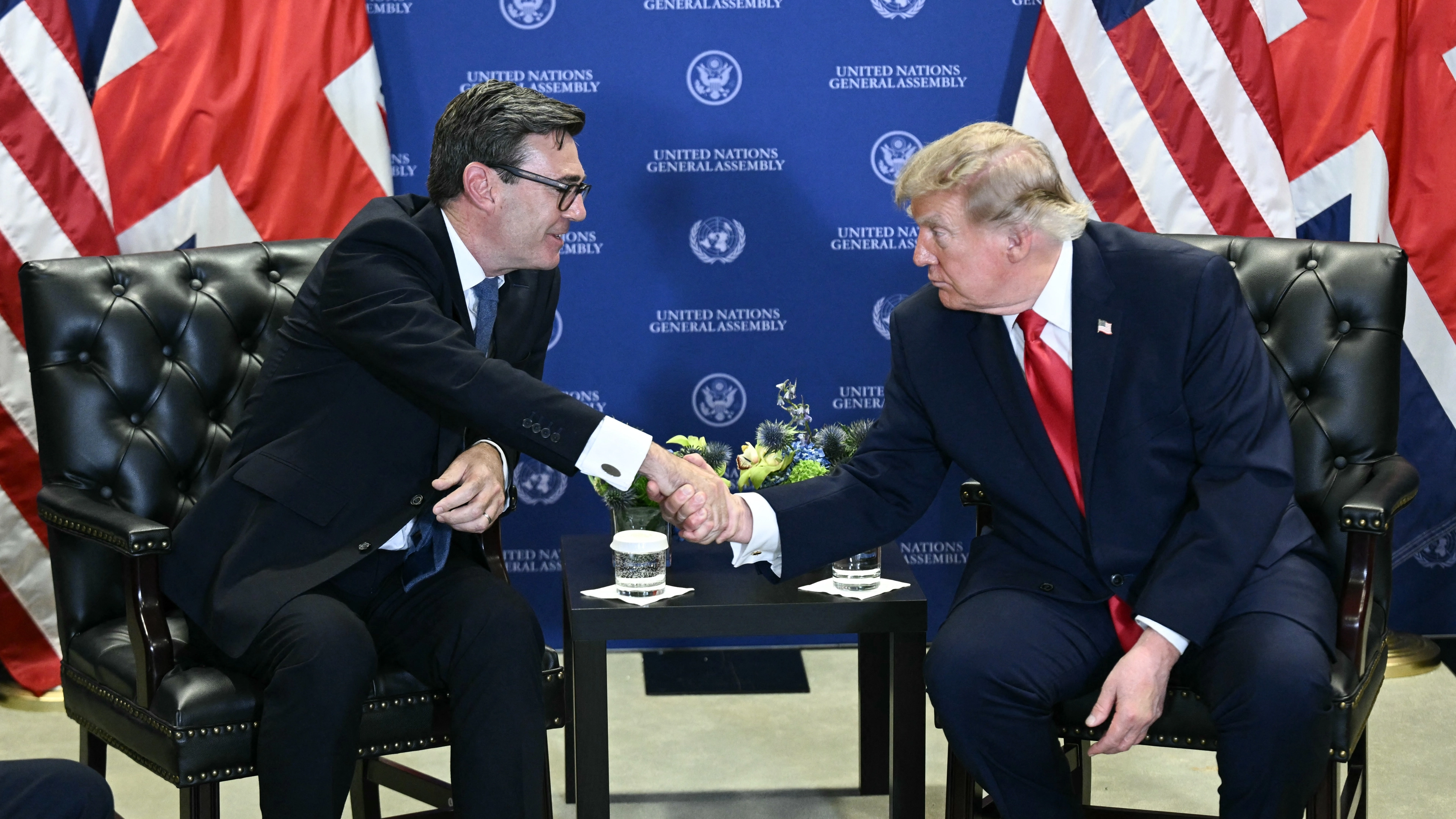 Body language expert explains Andy Burnham's 'disrespect' to Trump with ...