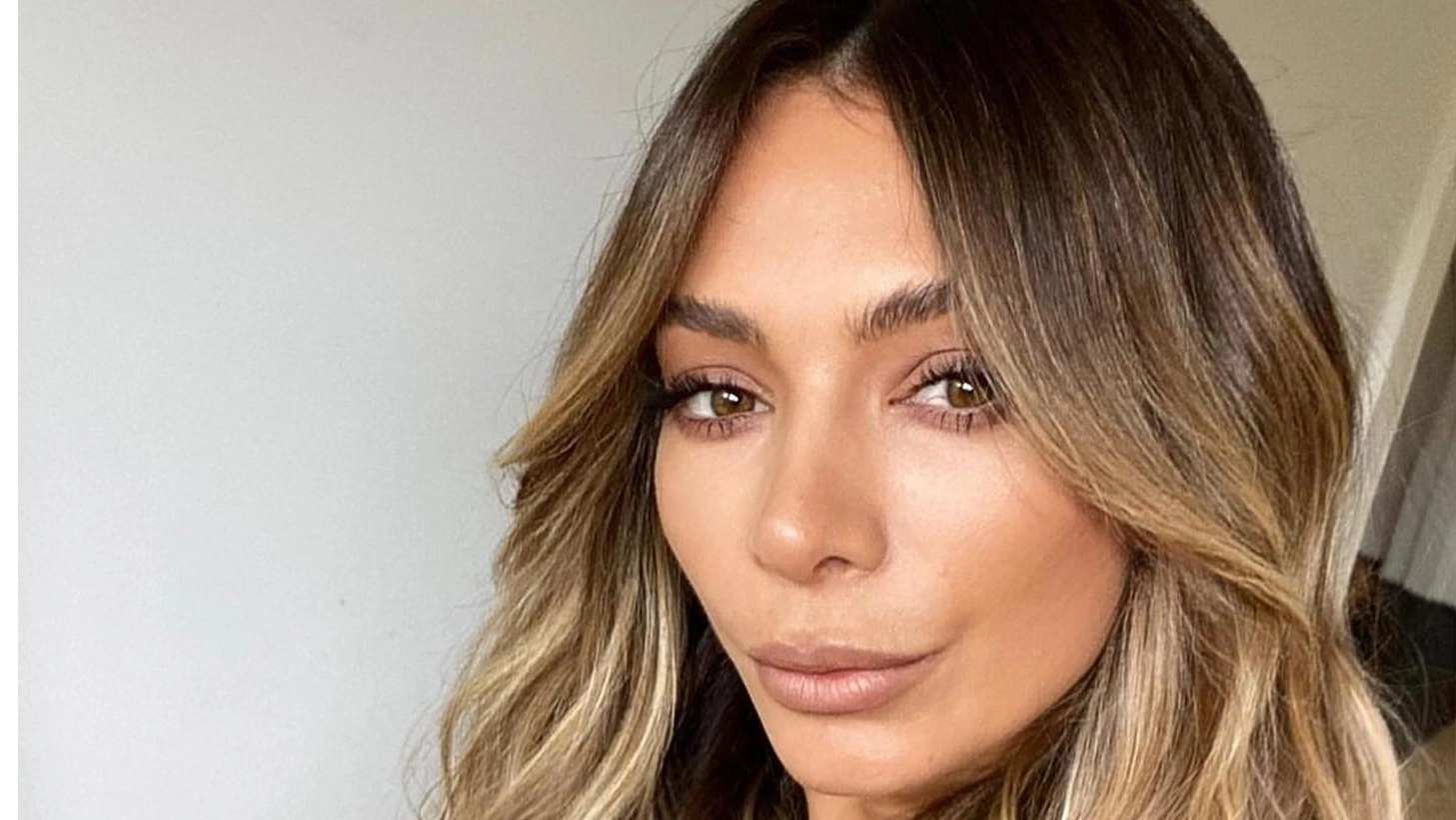 How much does Nadia Bartel make for a social media post?