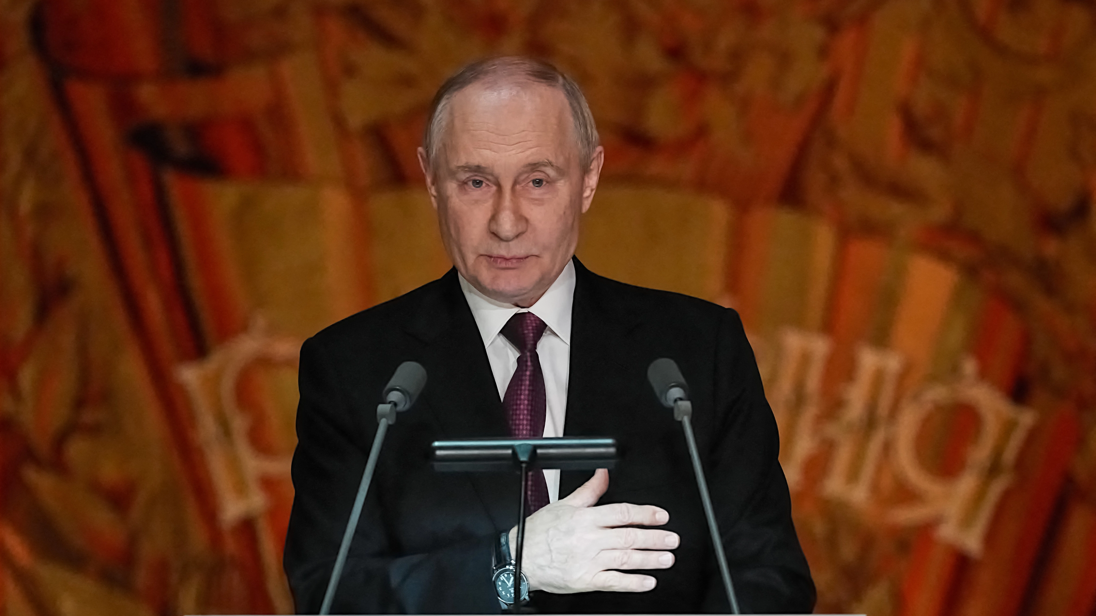Putin warned of UK assassination plot if he travels to meet Trump