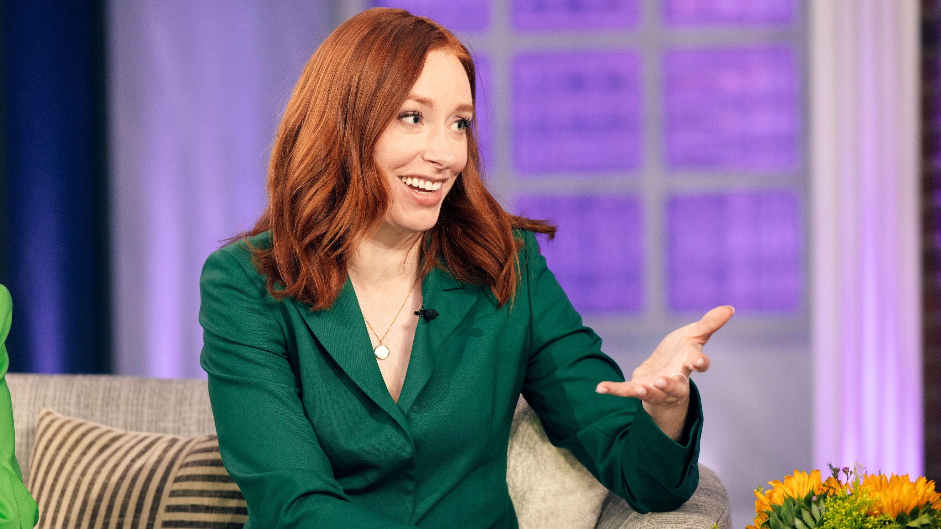Hannah Fry explains why you should say please and thank you while talking to AI