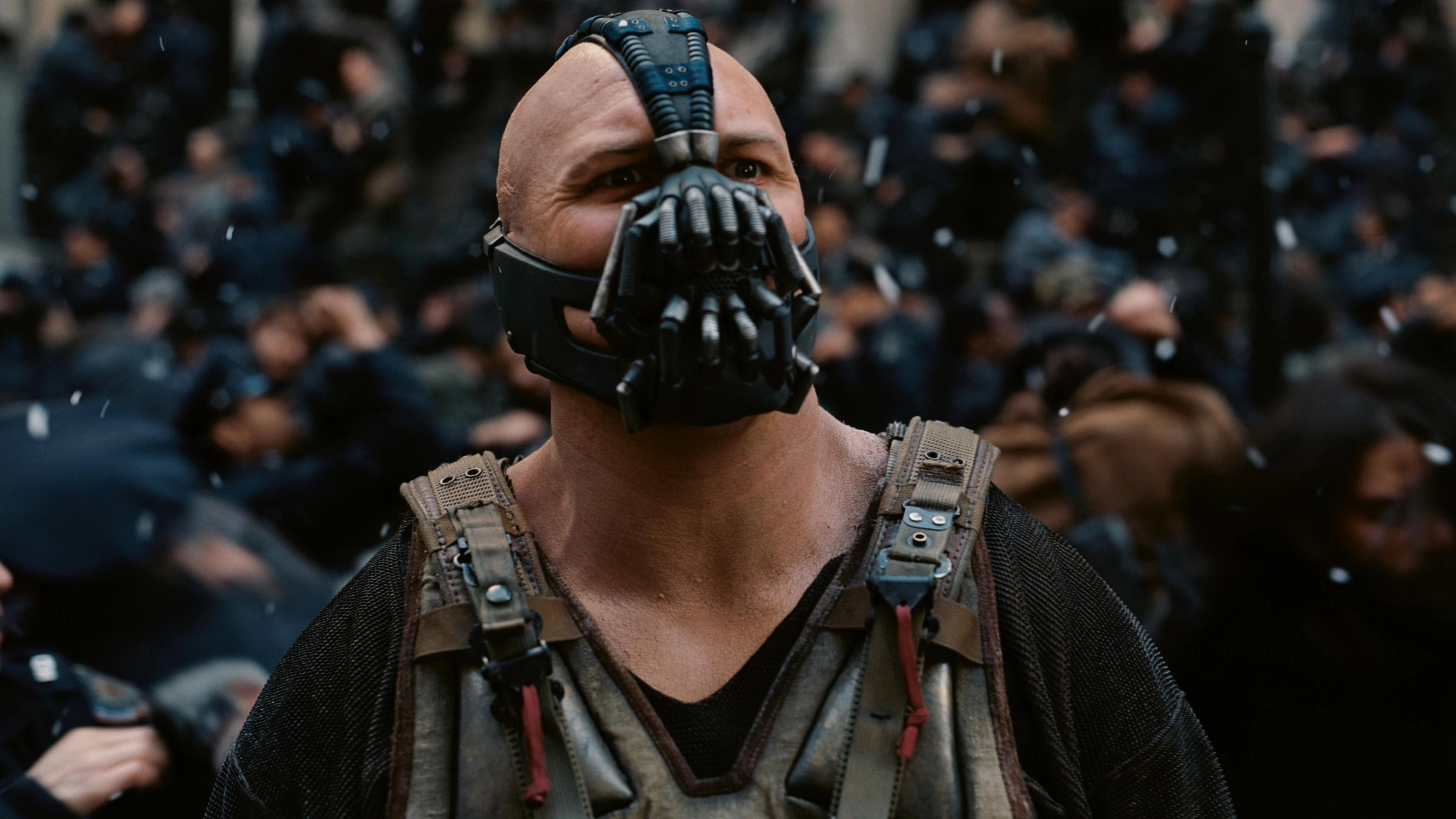 Dark Knight fans shocked as Tom Hardy finally revealed how he did Bane voice