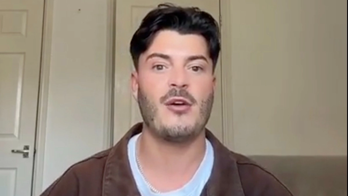 Man reveals he was fired from job after bosses printed out 50 hours worth of his search history