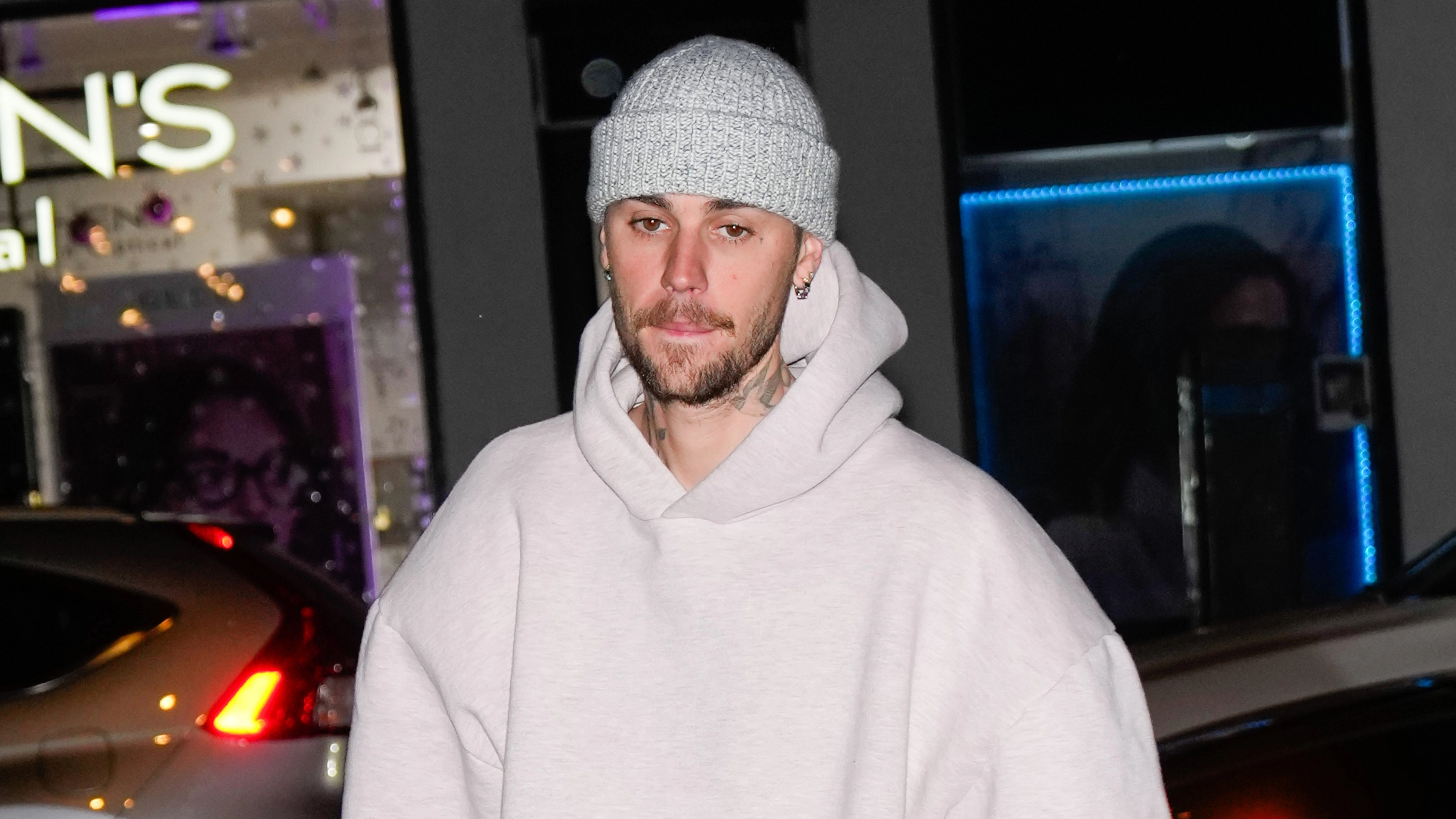 Justin Bieber responds to claims he's 'broke' and in 'millions of dollars worth of debt'