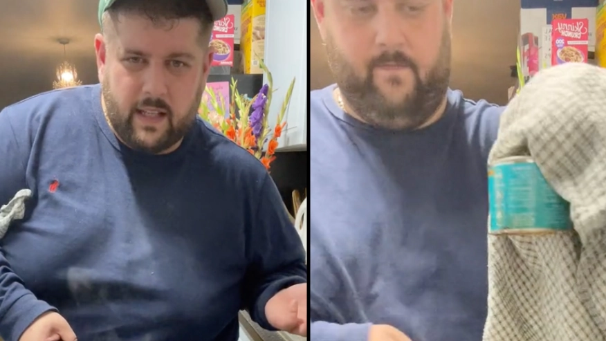 Bloke leaves people baffled with ‘genius’ method of cooking Full English