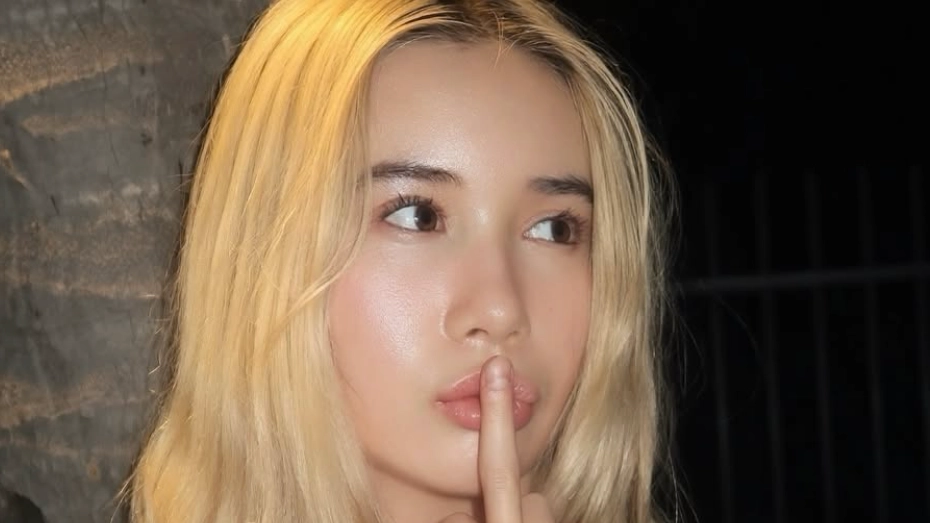 Lil Tay, 18, calls 'women working 9-5s failures' after making $15 million in two weeks on OnlyFans