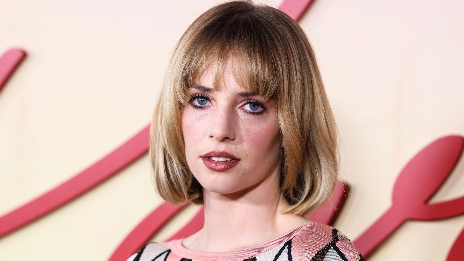 What is Maya Hawke's net worth in 2022?