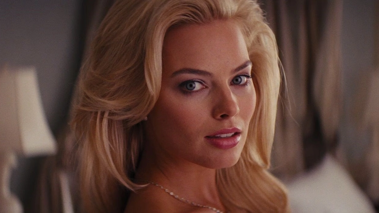 Margot Robbie spoke to real Wolf of Wall Street’s wife before doing iconic scene she insisted on doing naked
