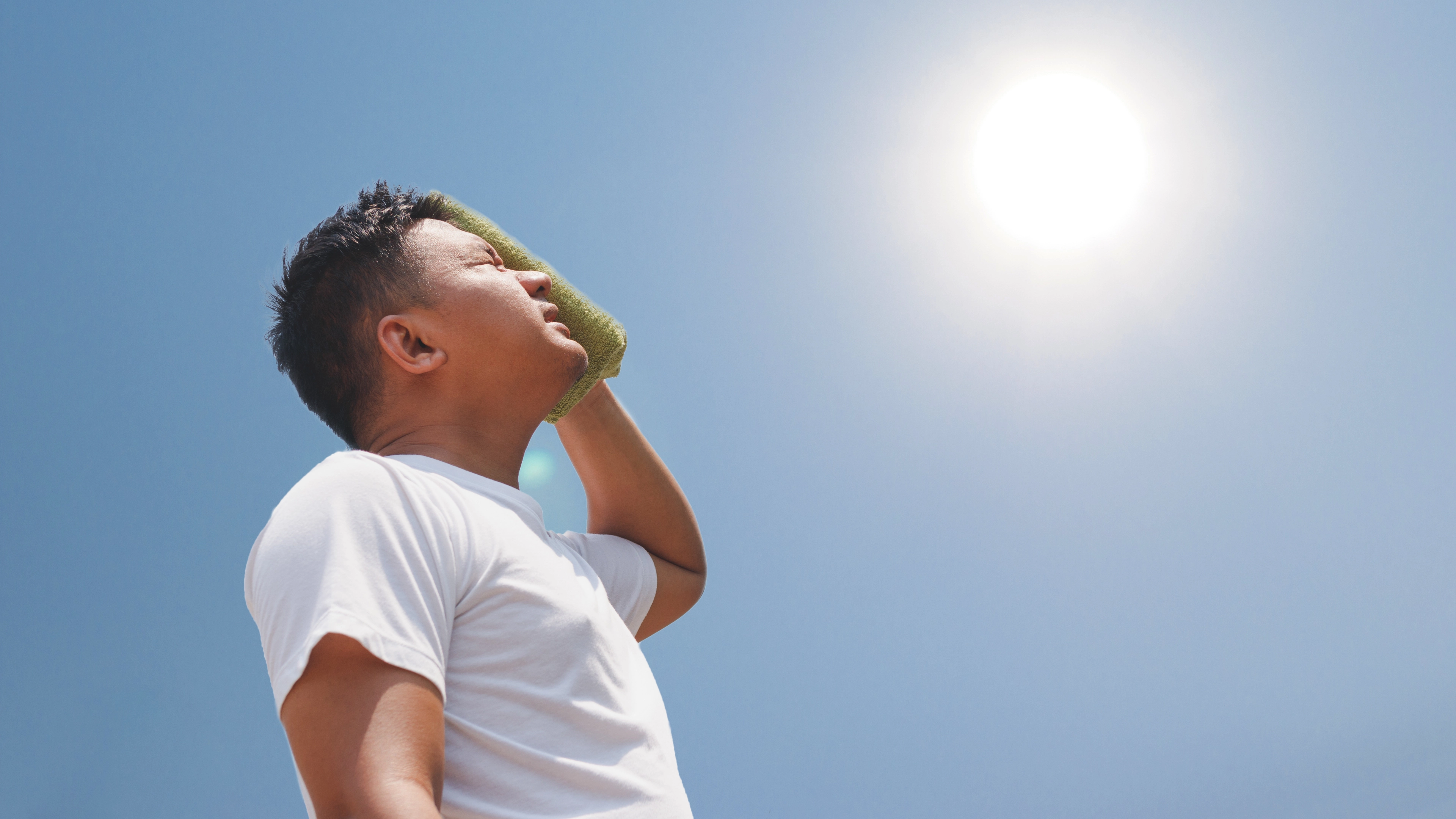 Neurologist explains how UK heatwave could be making you behave differently without knowing it