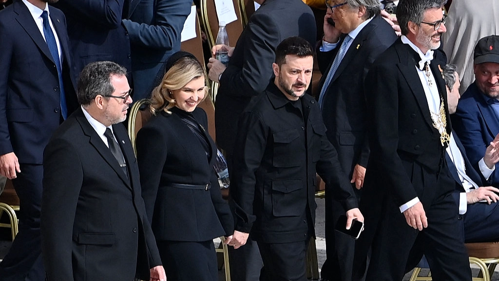 Reason Volodomyr Zelenskyy did not wear suit at Pope Leo XIV’s inauguration