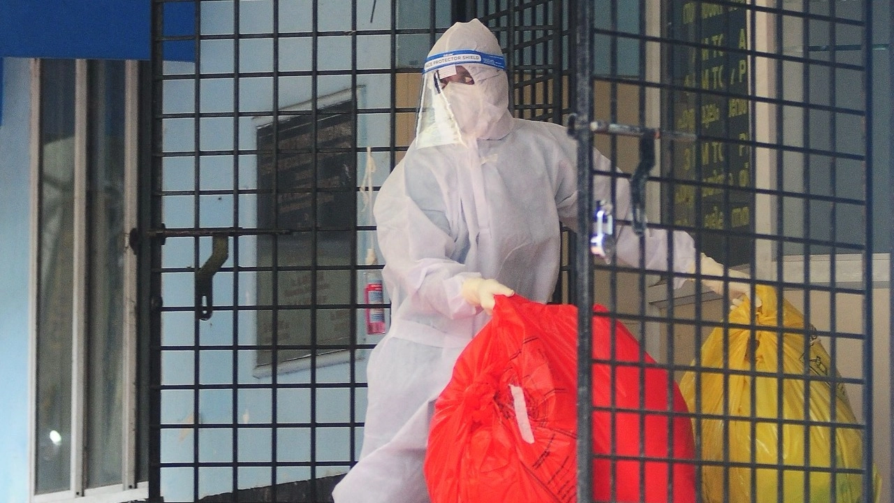 Symptoms explained as outbreak of deadly virus with no cure and 'epidemic potential' reported
