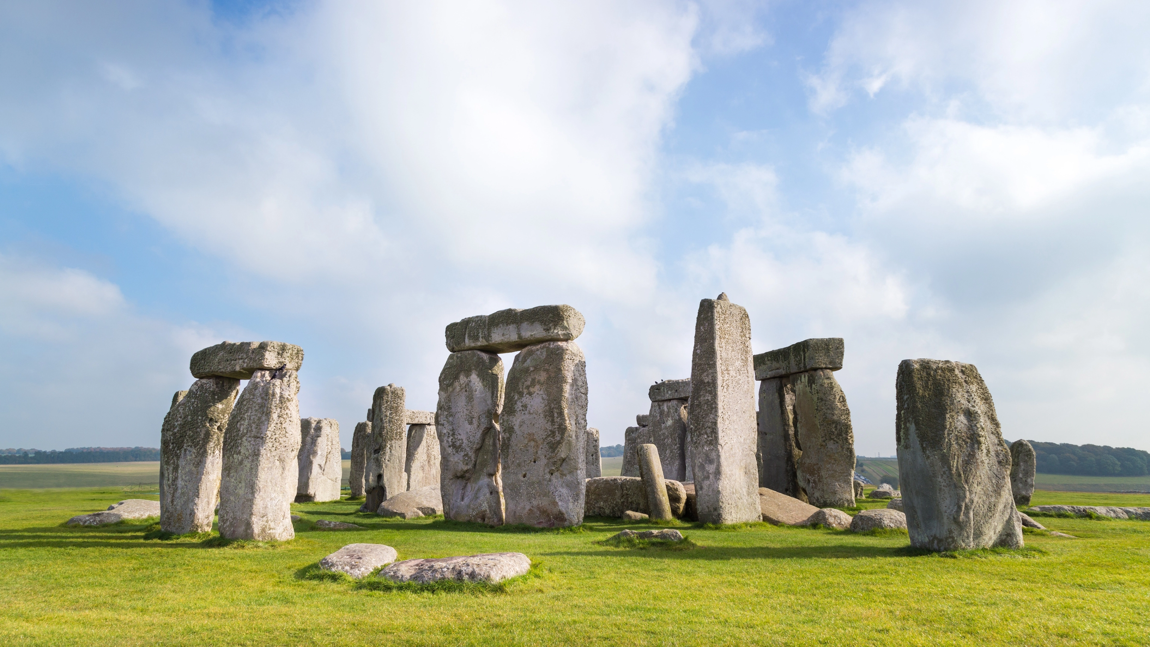 Archaeologists make major breakthrough near Stonehenge with 'lost ring of pits' discovery