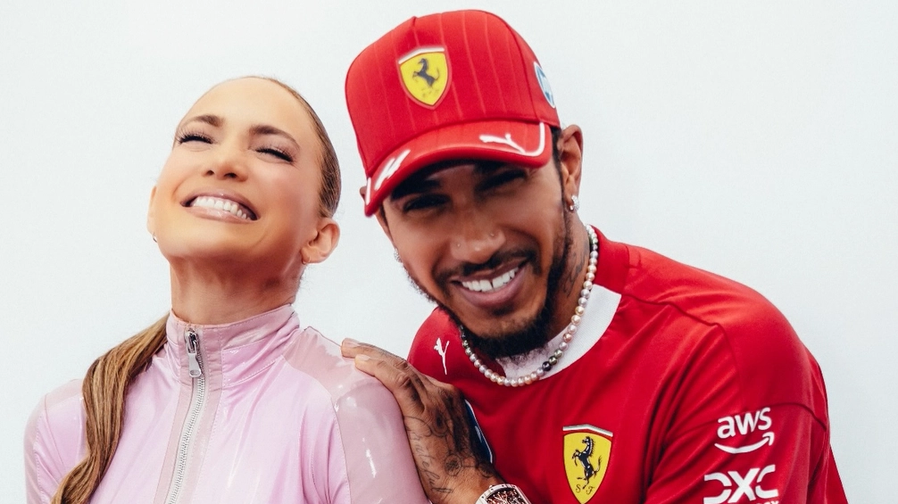 Jennifer Lopez shares photo with Lewis Hamilton at Grand Prix after F1 star admitted to 'taking his shot' with her