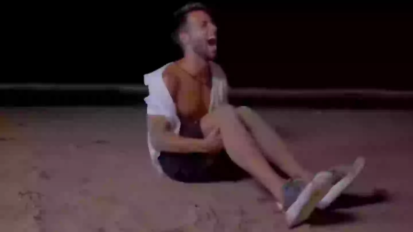 Man responds to 'greatest TV scene in history' where he had to watch another bloke in bed with his girlfriend