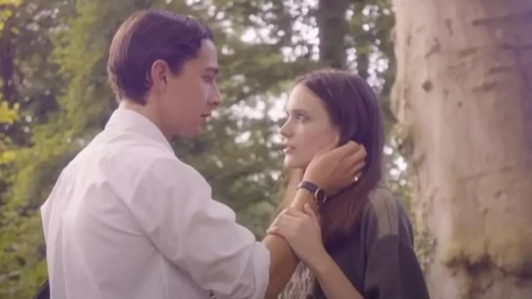Ten mainstream movies where actors have actual unsimulated sex in them