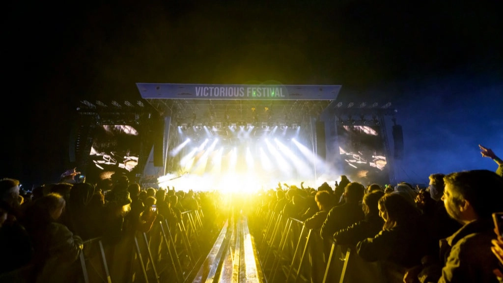 Brits scramble to buy last-minute Victorious festival tickets as ‘lineup is better than Reading’