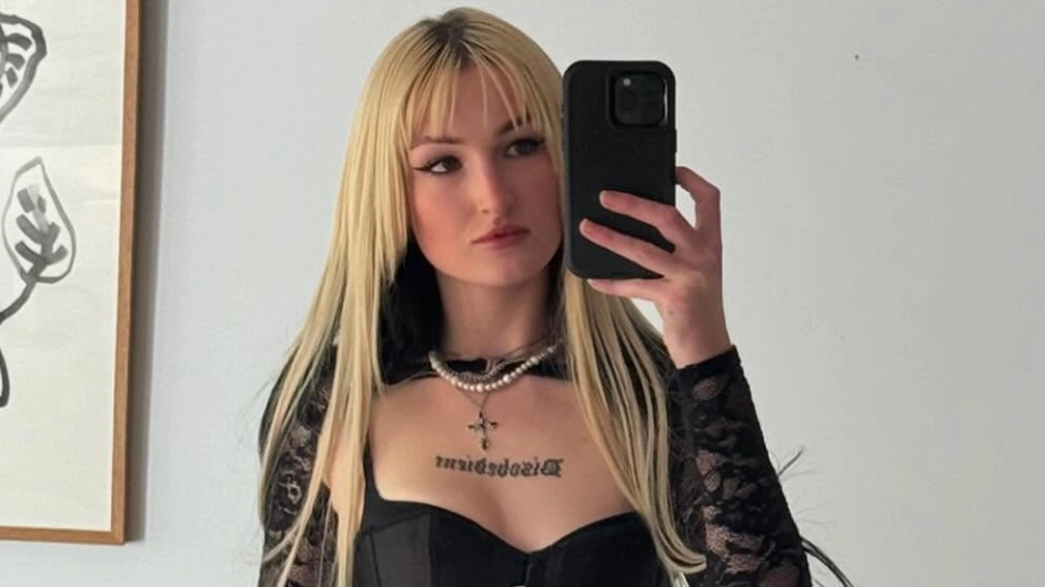 Adult star who earns eye-watering amount of money a month says X-rated career has ‘destroyed’ her dating life