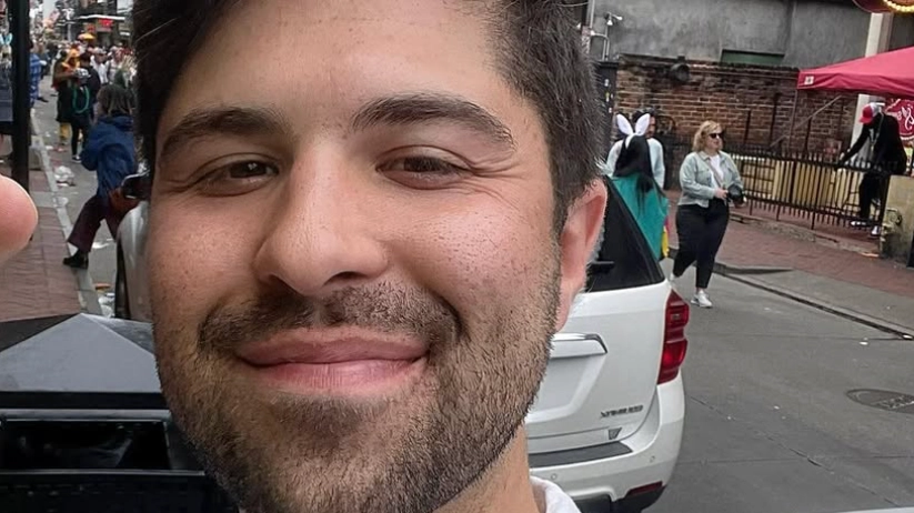 Plane passenger praised for brutal comeback when woman refused to move after sitting in his seat