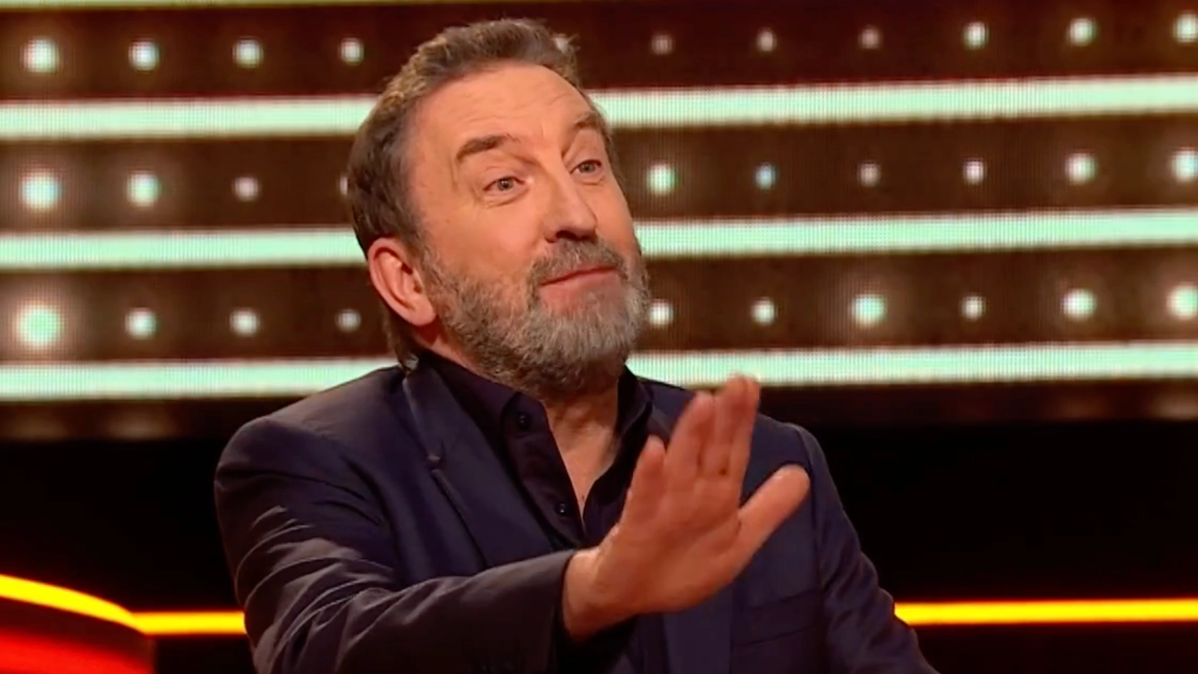 Lee Mack pauses The 1% Club to issue apology to contestant for his comments after they gave wrong answer