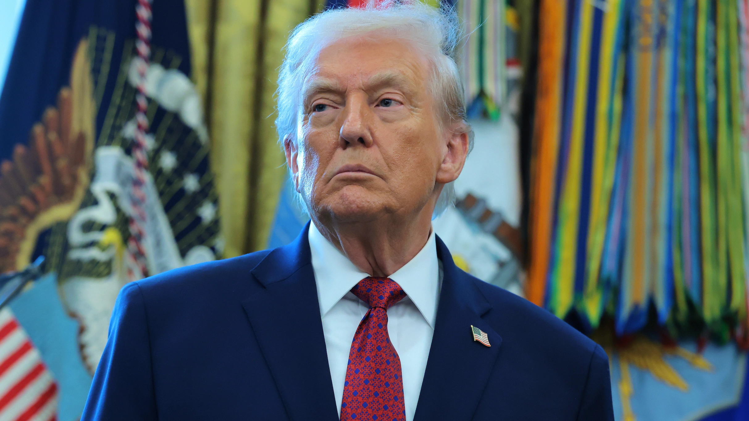 Armed man killed by Secret Service after entering perimeter of Trump's residence