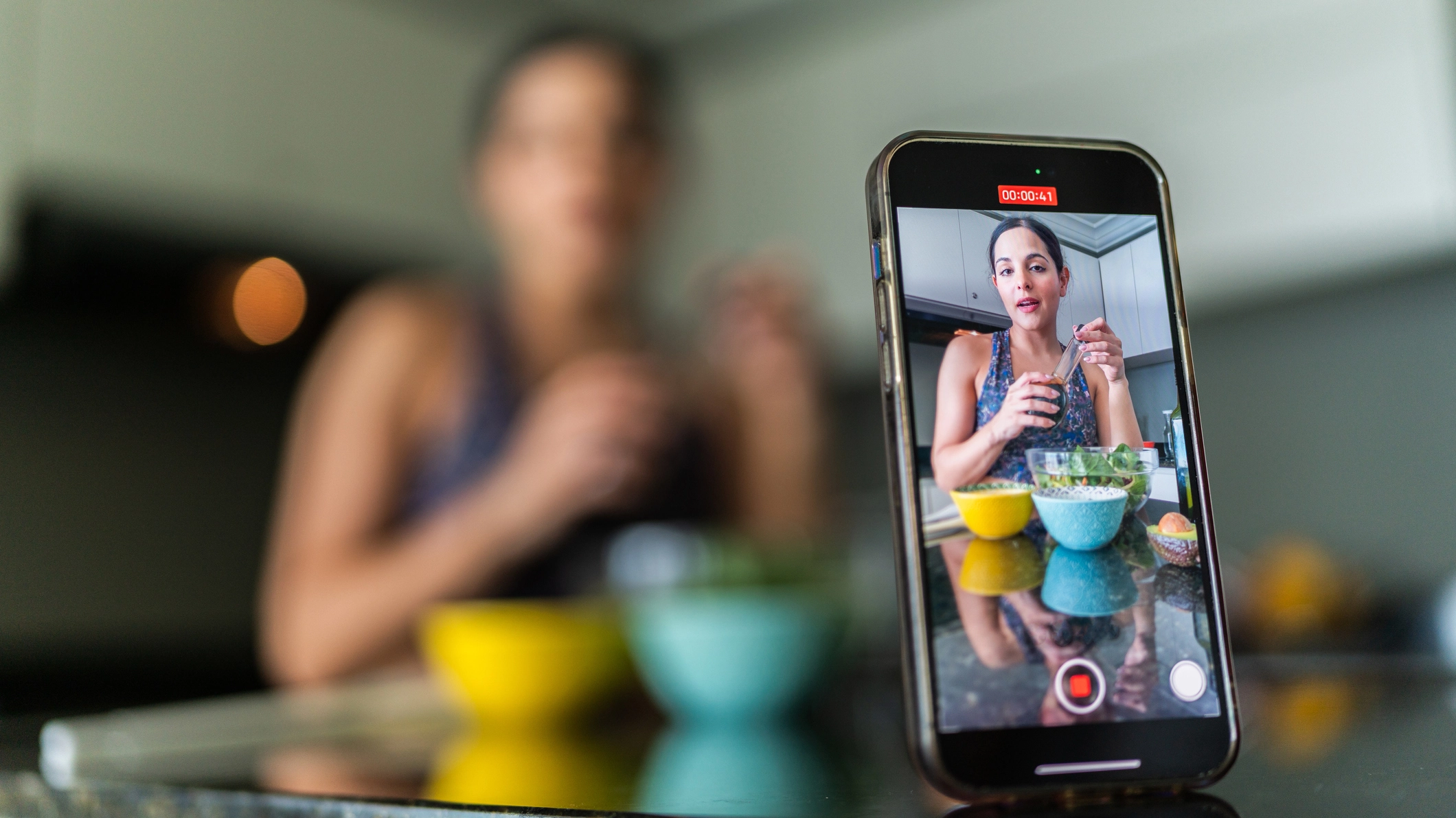 Expert explains new 'influencer voice' that means people all sound the same on social media