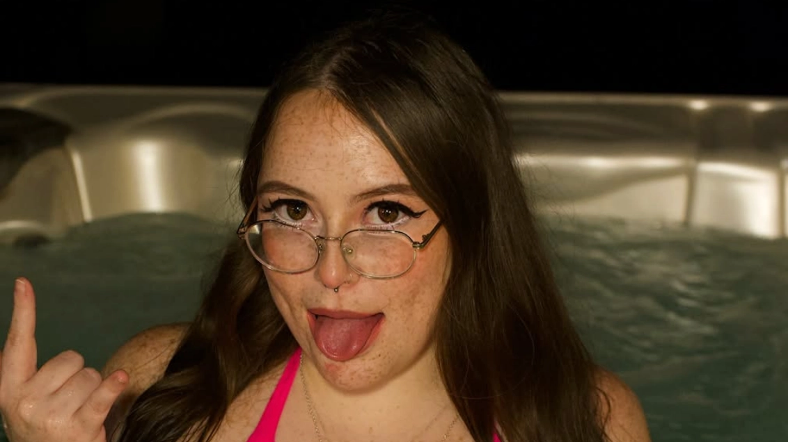 Woman with ‘UK’s biggest boobs’ received disturbing comment from teacher