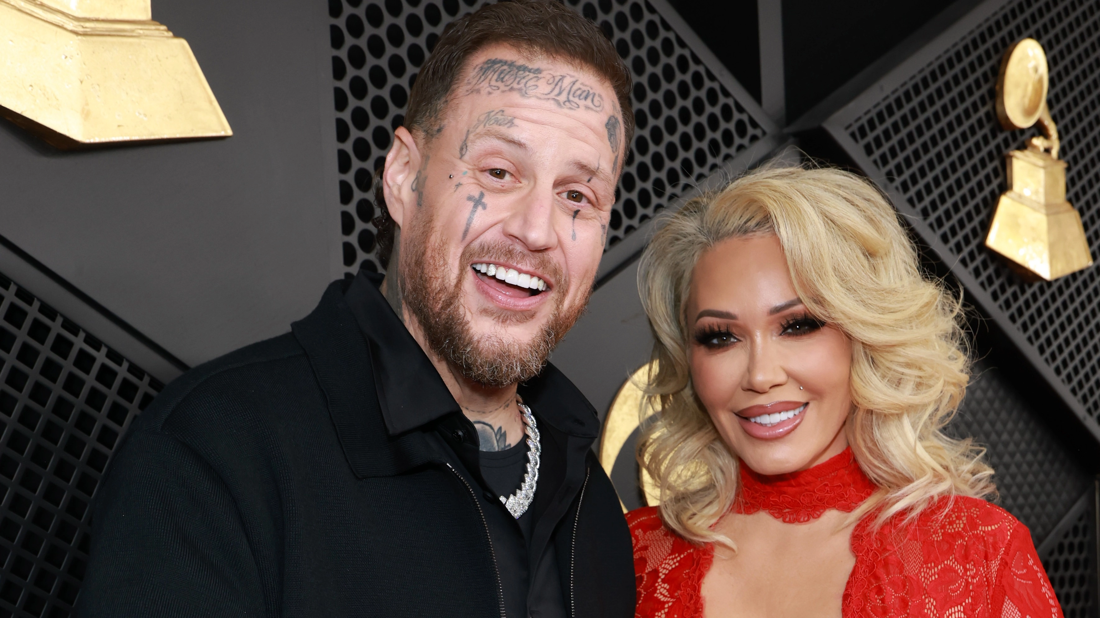 Jelly Roll explained impact weight had on sex life as wife shares negative of 300lb loss