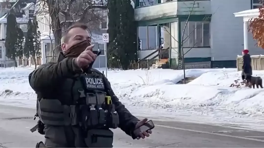 One of world’s richest men defends controversial $10k donation to ICE agent who fatally shot Renee Good