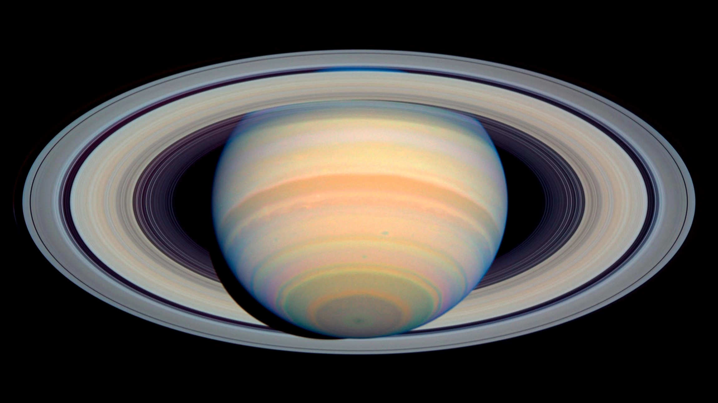 NASA's Hubble reveals giant 10-sided wave encircling Saturn's south pole