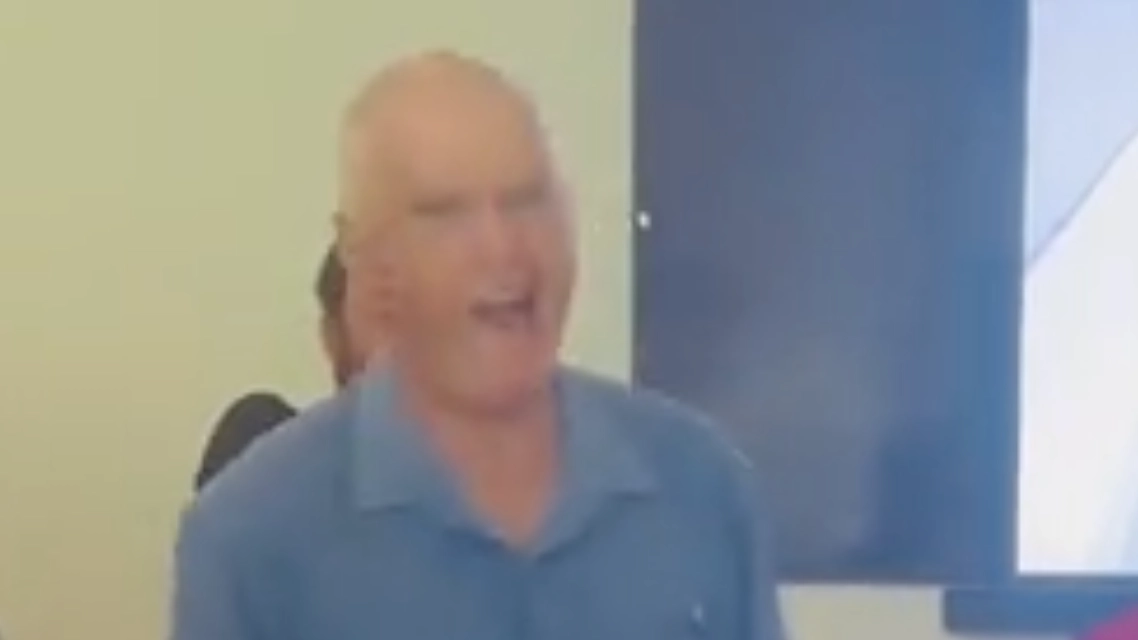 ‘Barking dog man’ has recreated his legendary growl in public 14 years later