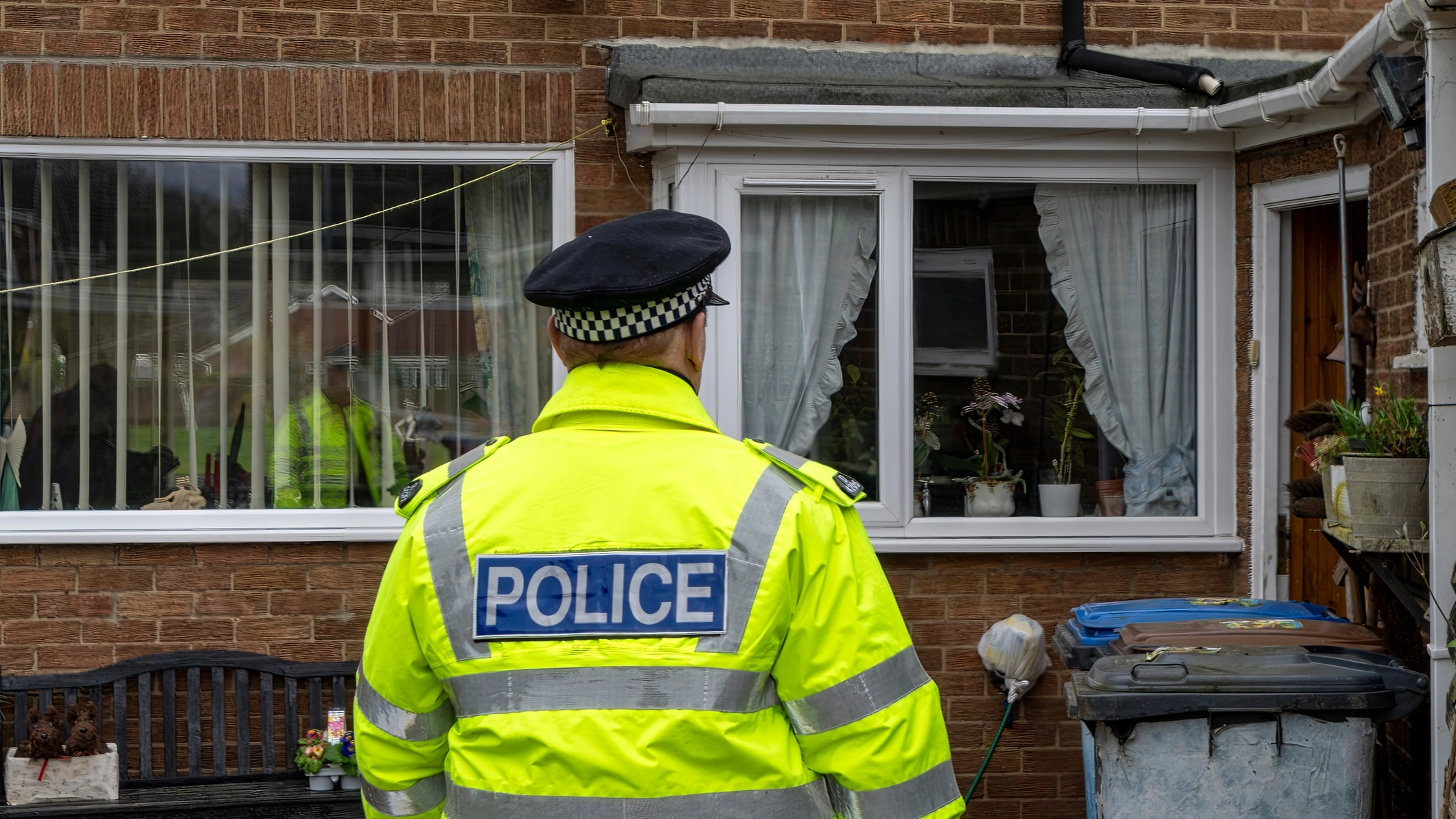 Police warning to 'dodgy' Amazon Fire Stick users as they could check bank statements