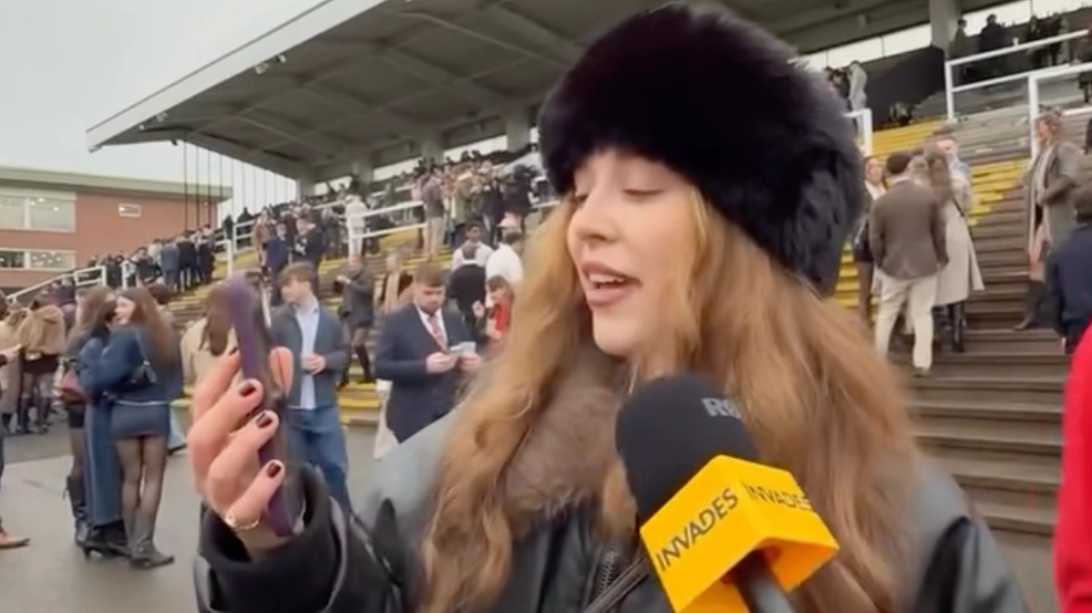 Rarely seen daughter of famous actor FaceTimes mum to prove her 'most famous contact'