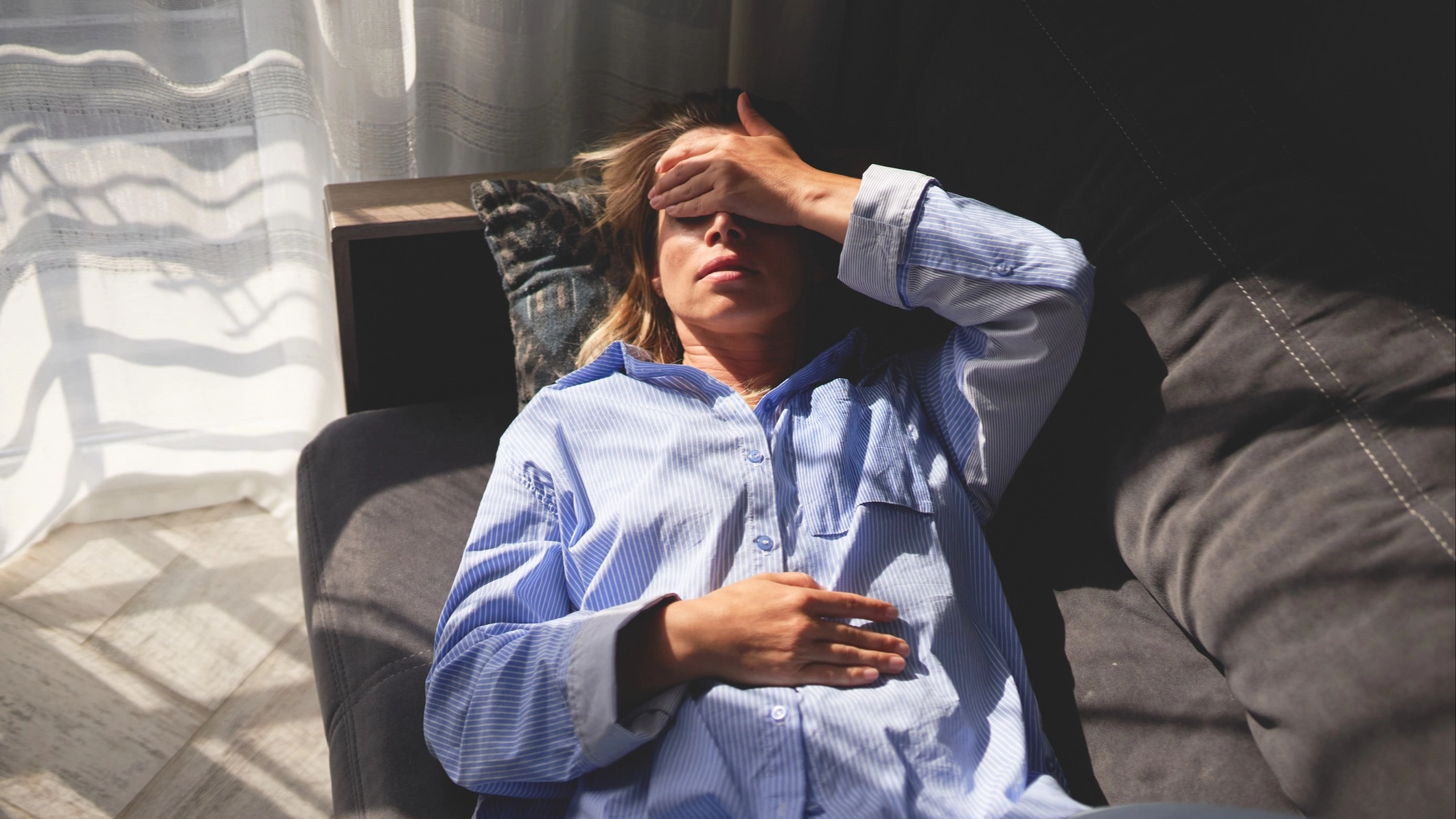 Doctors warning over unique symptoms as 'new strain' of flu sweeps across UK