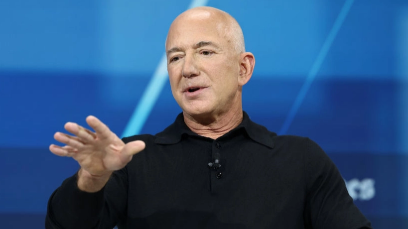 Jeff Bezos stunned Amazon warehouse employee with response after she emailed him about pay