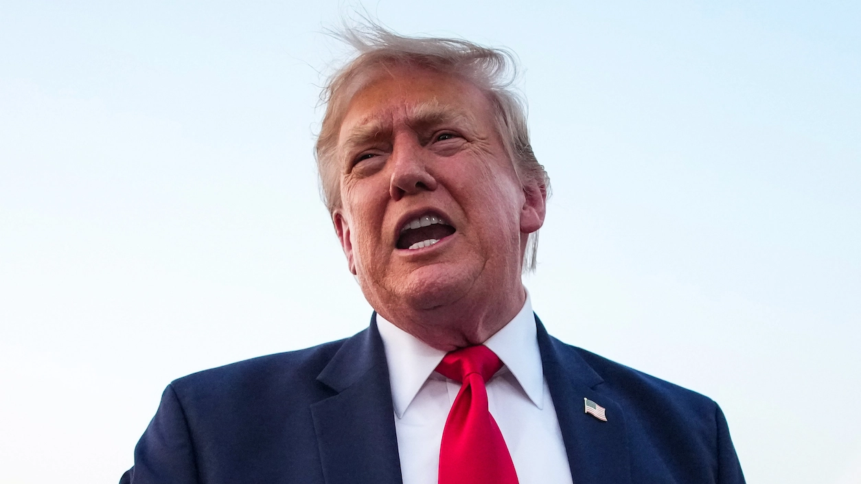 Donald Trump addresses concerns about new Air Force One after refusing to fly on it for chilling reason