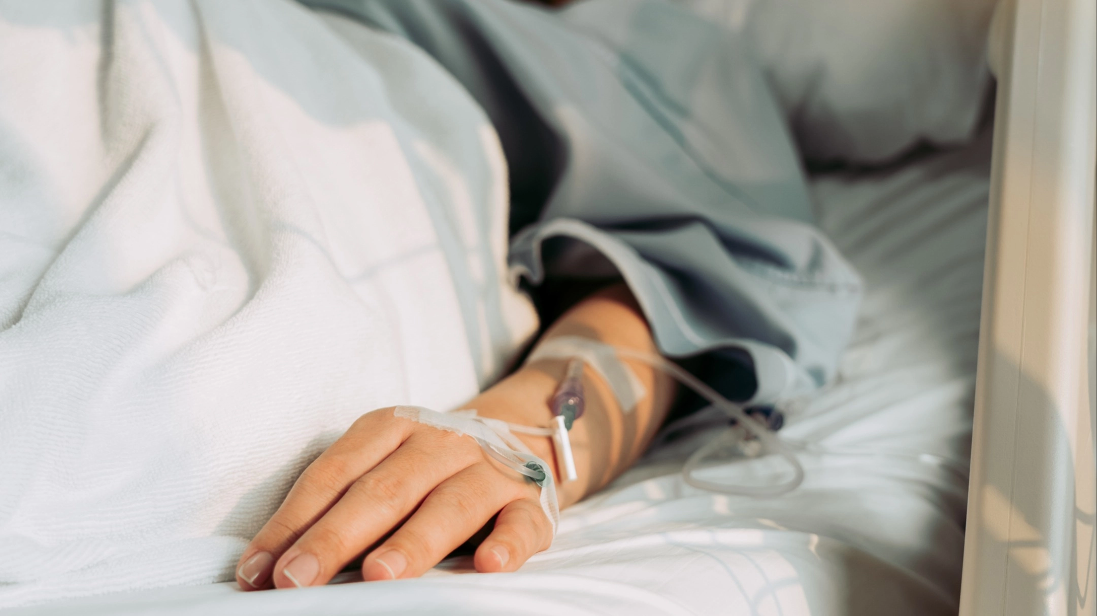 All warning signs of ‘super flu’ wiping out country as NHS facing 'worst case scenario'