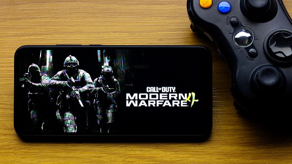 People are having orders cancelled after using £30 off 'hack' for new Call of Duty game