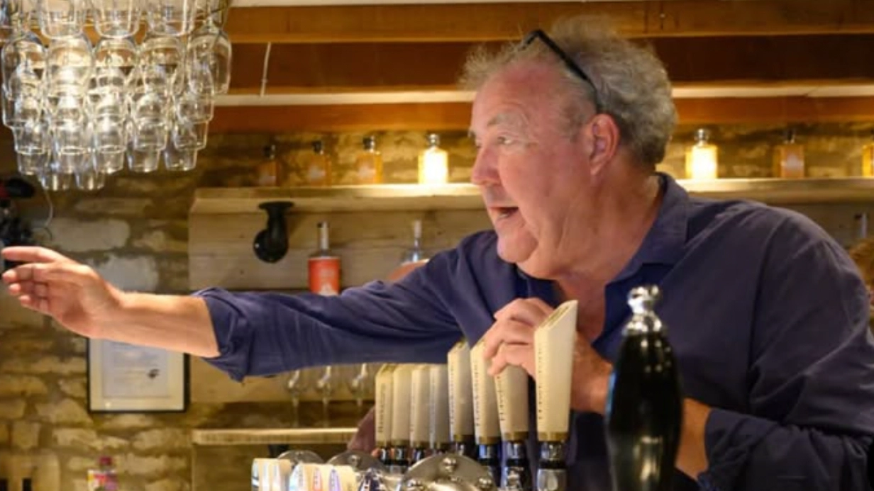 Why Jeremy Clarkson's pub costs so much after customer's receipt divides fans