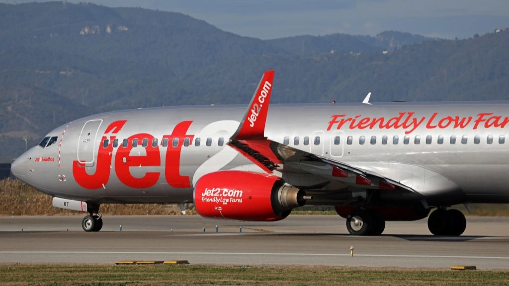 BA, TUI, and Jet2 let passengers sit together for free as Martin Lewis explains rules