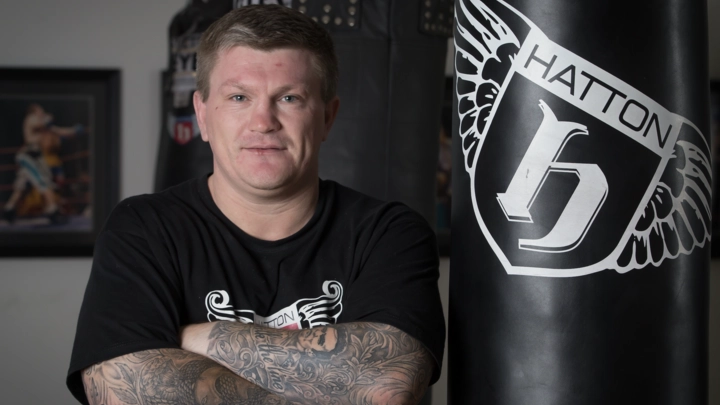 Former world champion boxer Ricky Hatton took his own life, inquest hears