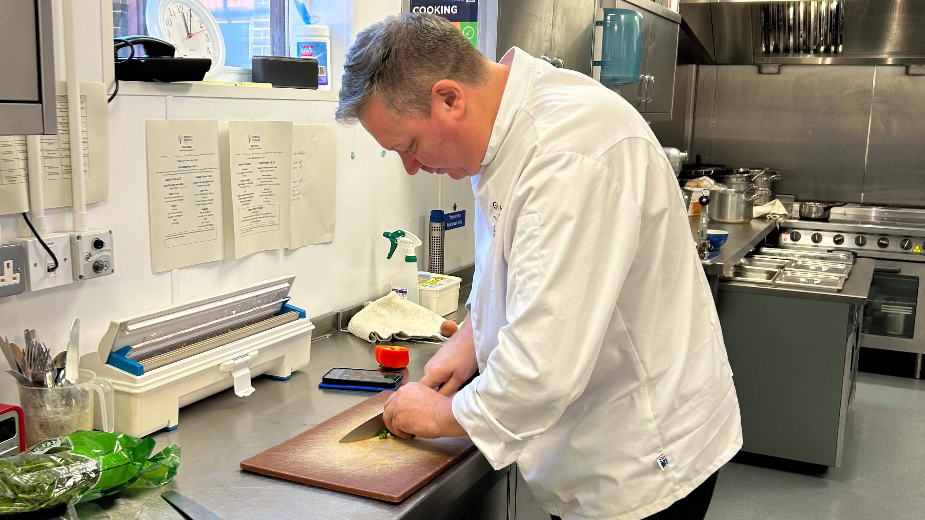 Chef who prepares last meals at hospice for people at end of lives says they often want same thing