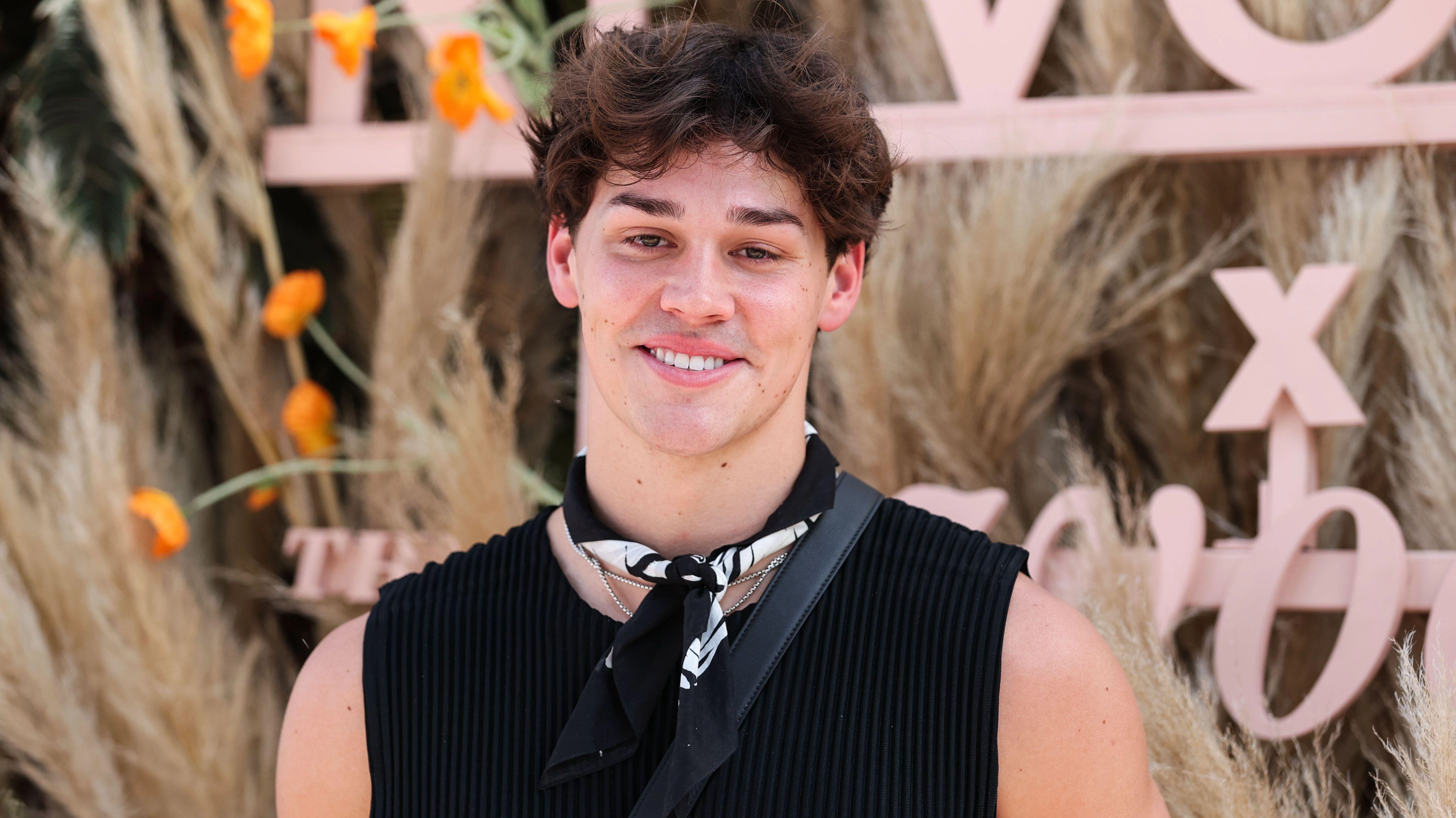 What Is Noah Beck’s Net Worth In 2022?